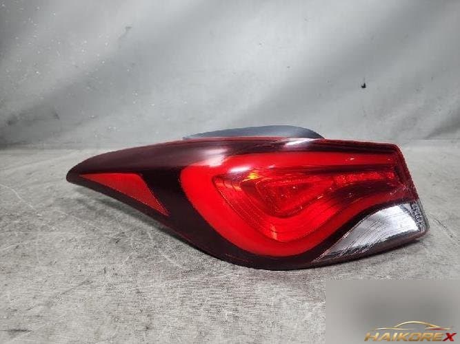 Hyundai Avante 2012 — фонарь задний левый в сборе