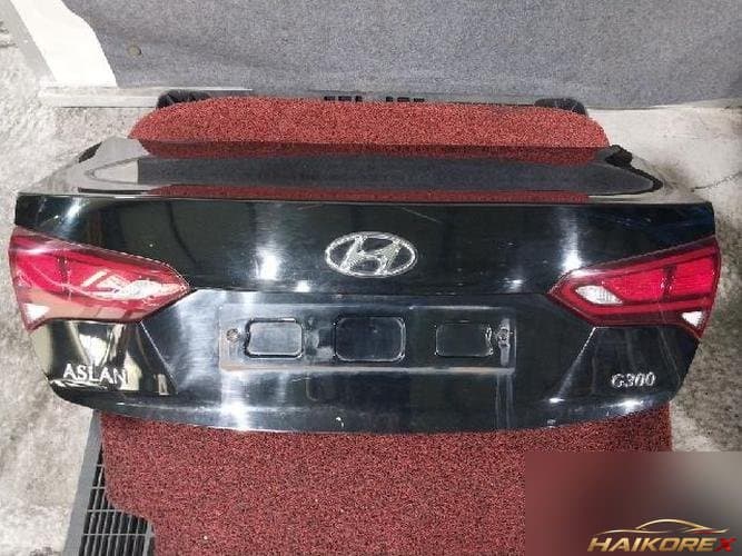 Hyundai Aslan 2015 — крышка багажника