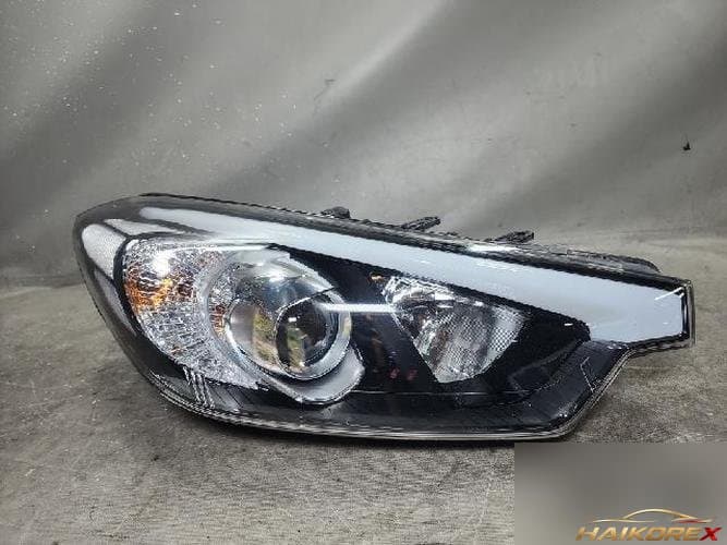Kia K3 2014 — фара передняя правая
