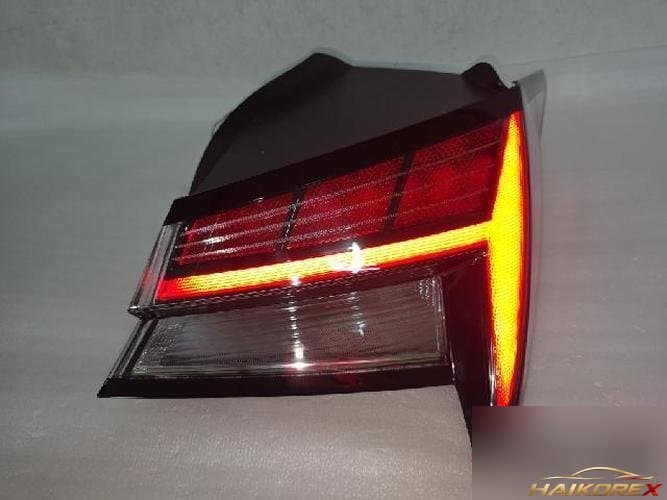 Hyundai Avante 2023 — комбинированный фонарь задний правый