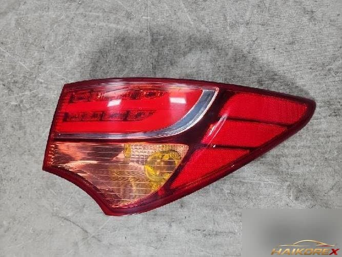Hyundai Santa Fe 2013 — фонарь комбинированный задний правый