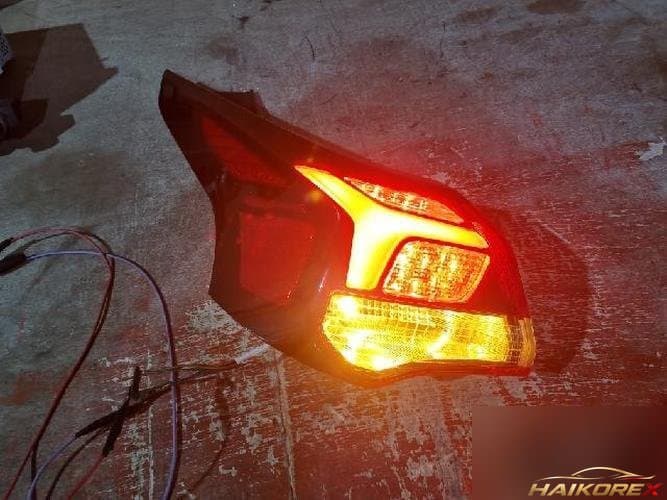 Hyundai Veloster 2018 — комбинированный фонарь задний левый
