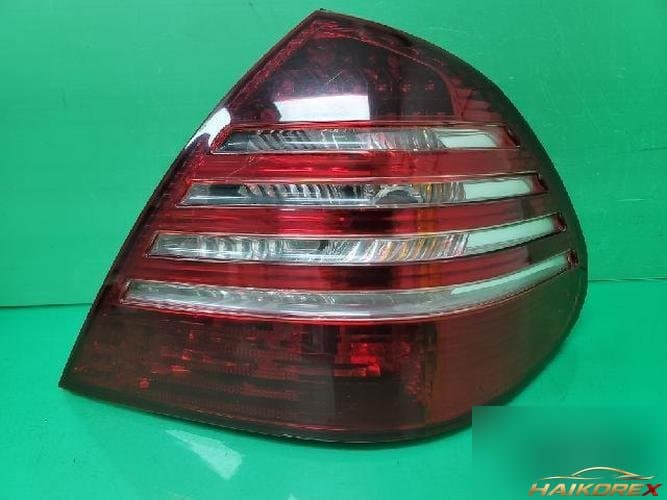Mercedes-Benz E-Class 2004 — фонарь комбинированный задний правый