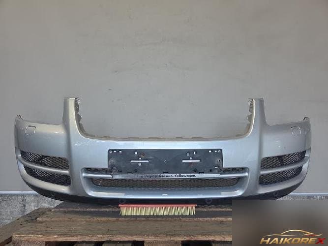 Volkswagen Touareg 2006 — бампер передний