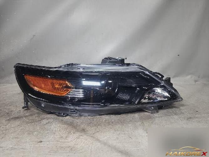 Ford Taurus 2010 — фара передняя правая