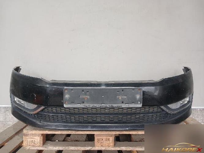 Volkswagen Passat 2013 — передний бампер