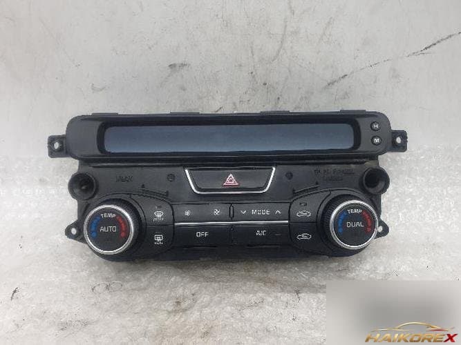 Kia K5 2014 — переключатель управления отопителем и кондиционером