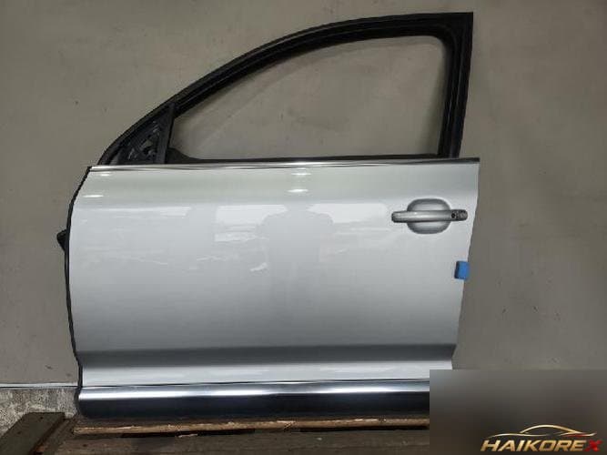 Volkswagen Touareg 2006 — дверь передняя левая
