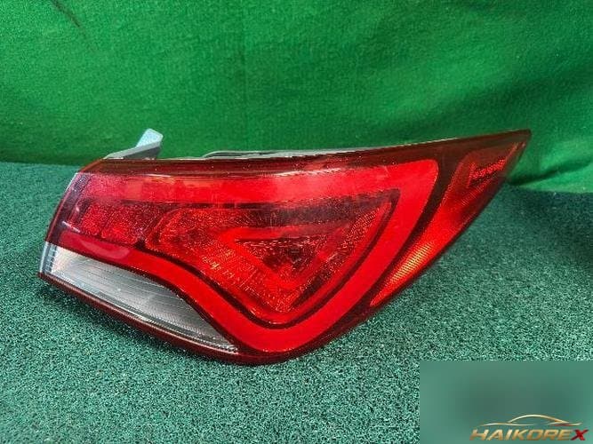 Hyundai Sonata 2014 — комбинационный фонарь задний правый
