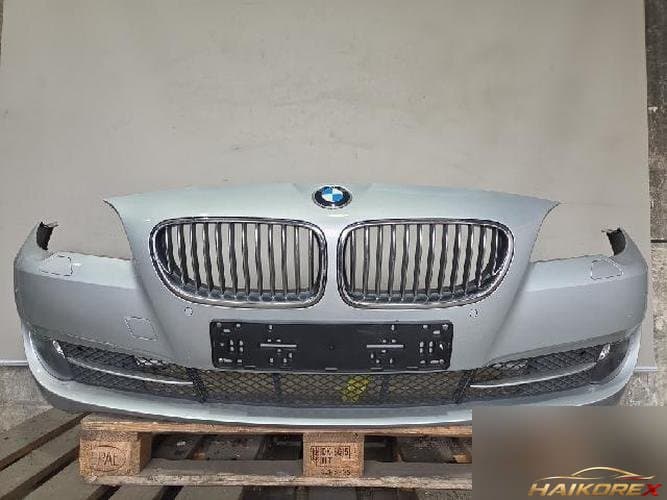 BMW 5 Series 2013 — передний бампер