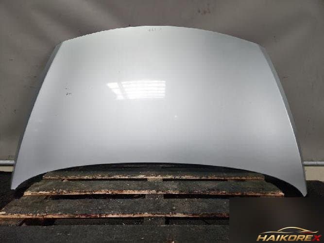 Kia Carens 2014 — капот
