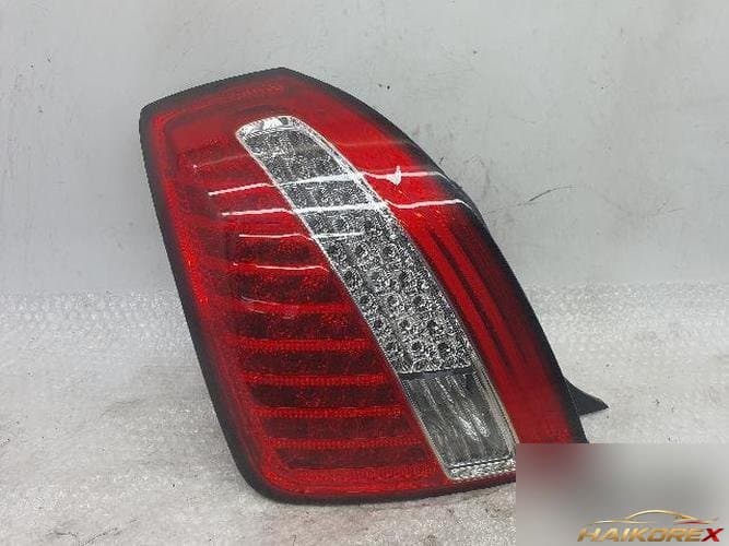 Kia Opirus 2010 — комбинированный фонарь задний левый