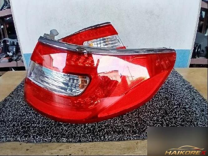 Hyundai Grandeur 2015 — комбинированный фонарь задний правый