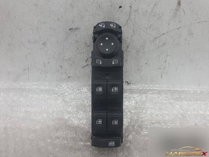 Переключатель стеклоподъемника Renault Samsung