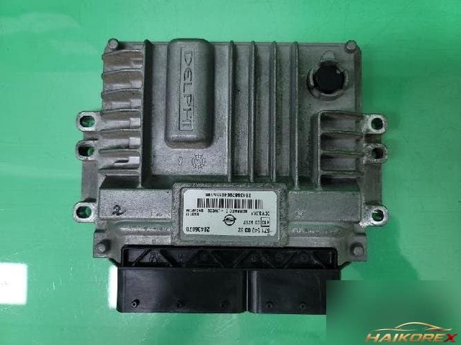 Блок управления двигателем ECU 6715400332
