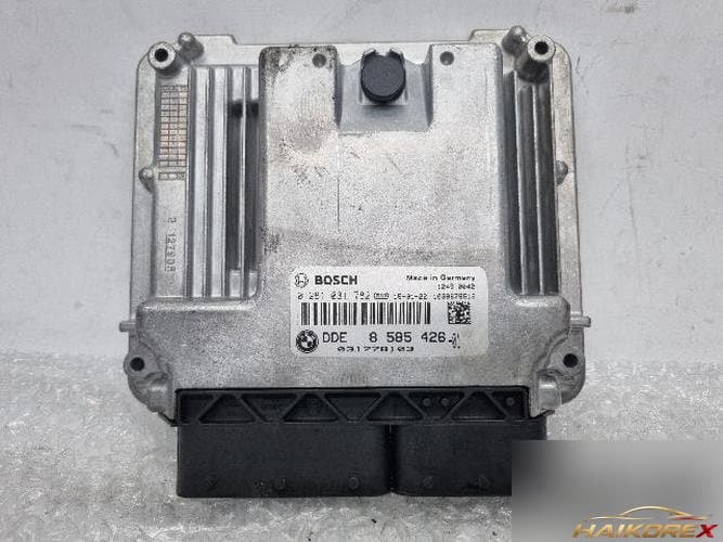 Блок управления двигателем ECU DDE 8 585 426-01