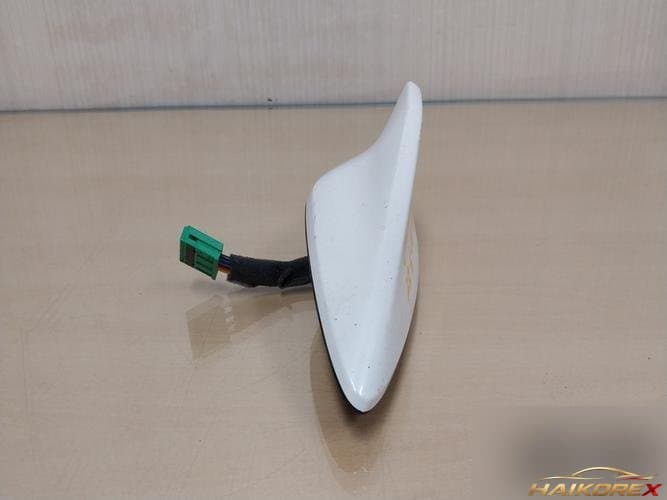 Антенна 96210CV810SWP