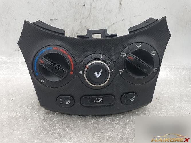 Переключатель управления кондиционером Hyundai Accent 2013
