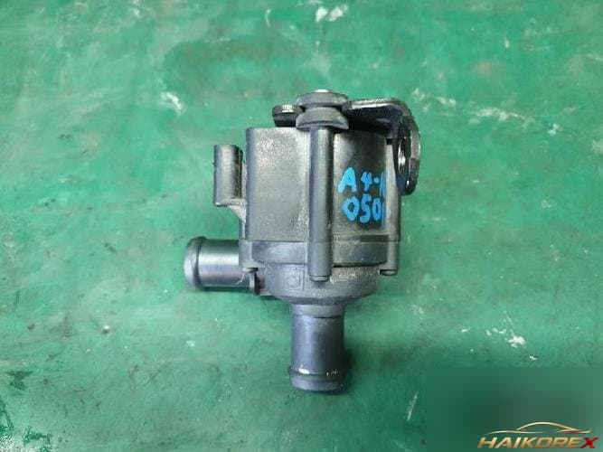 Электрический вспомогательный водяной насос 5Q0965561B