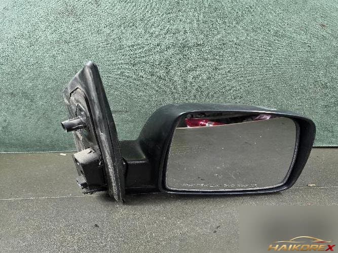 Боковое зеркало правое
