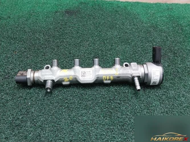 Топливная рампа 05L130089A