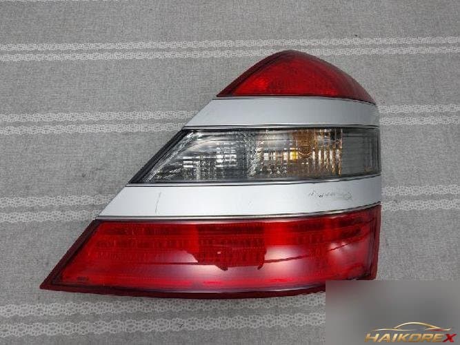 Mercedes-Benz S-Class 2008 — комбинированный задний фонарь правый
