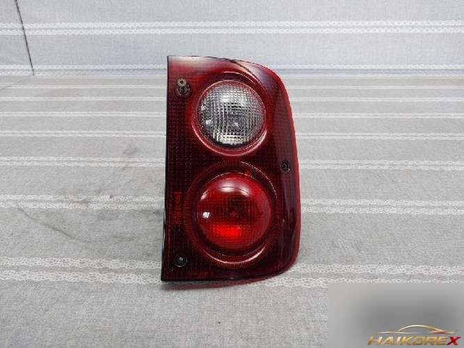 Land Rover Freelander 2003 — фонарь задний комбинированный правый