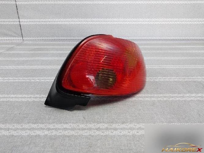 Peugeot 206 2005 — фонарь задний комбинированный правый