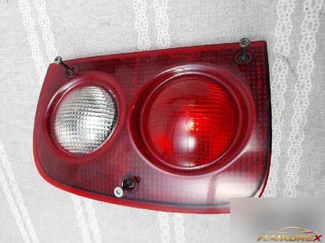 Land Rover Freelander 2000 — комбинированный фонарь задний левый (водительский) 2