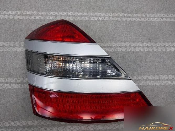 Mercedes-Benz S-Class 2006 — фонарь задний комбинированный левый (водительский) A221 820 0164