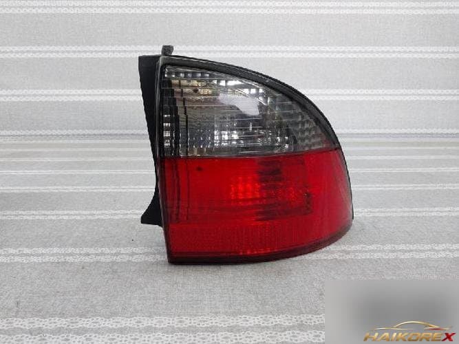 Ford LS 2003 — комбинированный задний фонарь правый (пассажирский)