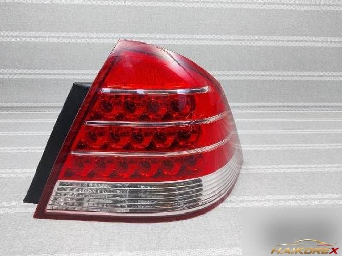 Ford Five Hundred 2006 — комбинированный фонарь задний правый