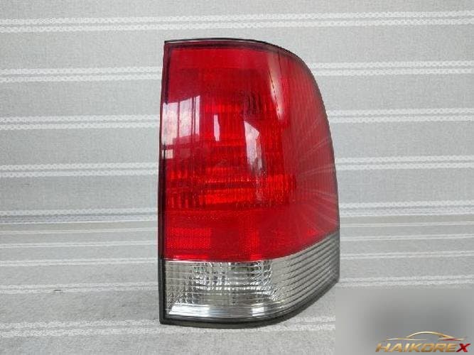 Ford Aviator 2004 — комбинированный фонарь задний (правый, пассажирский)