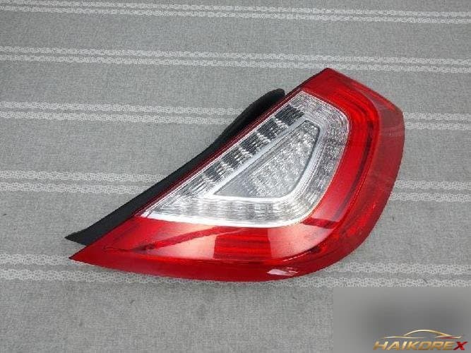 Ford MKS 2013 — задний фонарь комбинированный (правый, со стороны пассажира)
