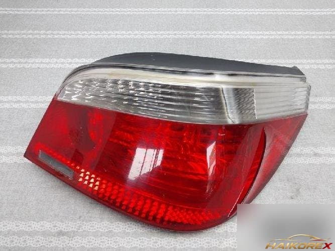 BMW 5 Series 2005 — комбинированный фонарь задний правый