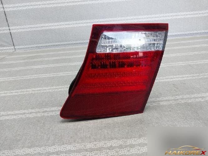 Lexus LS 2008 — фонарь багажника белый 1