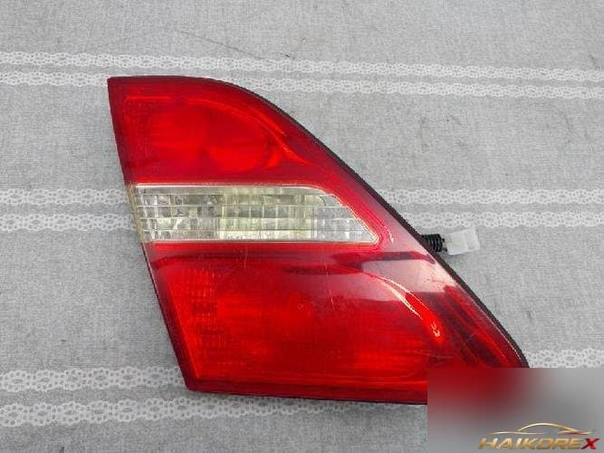 Lexus LS 2003 — панель задней двери левая