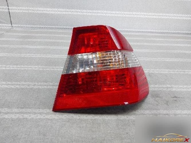 BMW 3 серия 2002 — комбинированный задний фонарь правый (пассажирский)