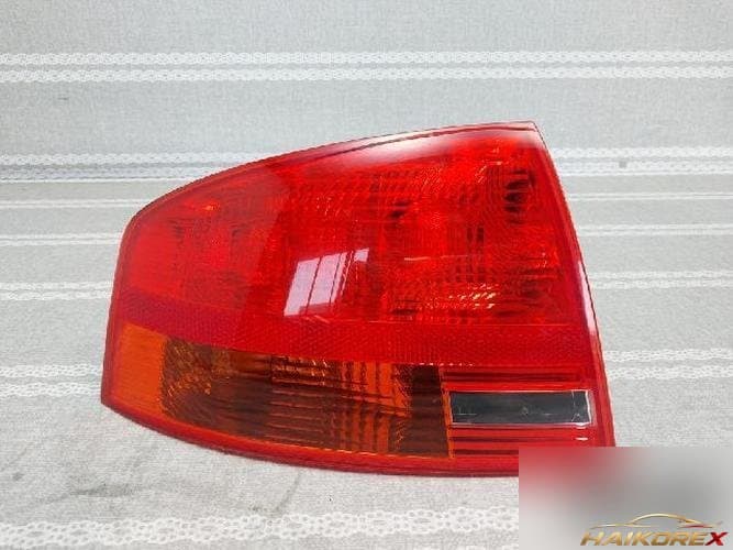 Audi A4 2007 — задний фонарь левый (галоген)