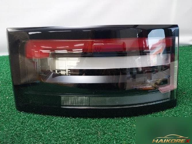 Land Rover Discovery 2019 — задний фонарь багажника HY32 13192 AD 1