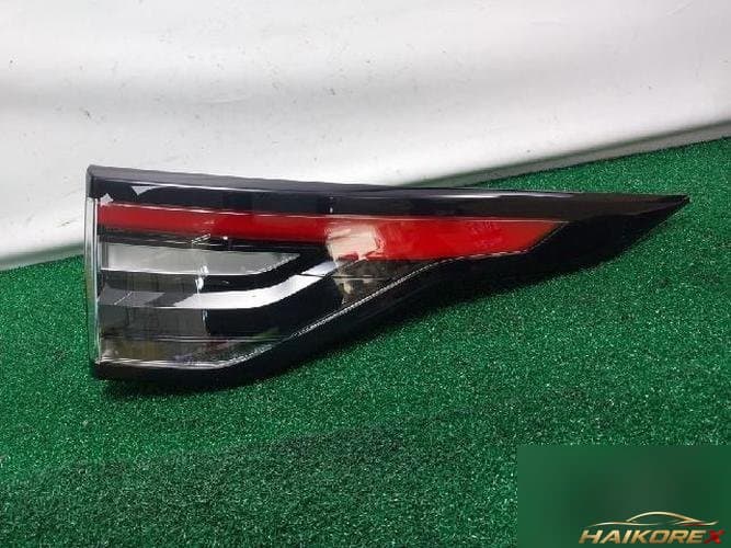 Land Rover Discovery 2018 — фонарь задний правый (комбинированный) HY32-13404-AF