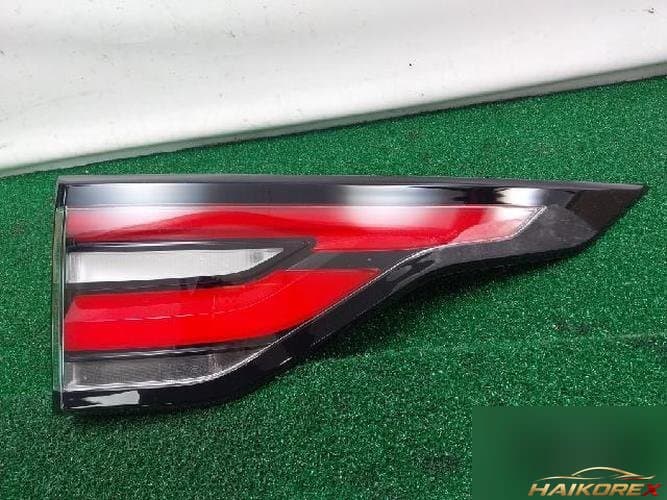 Land Rover Discovery 2018 — комбинированный фонарь задний правый HY32-13404-CF