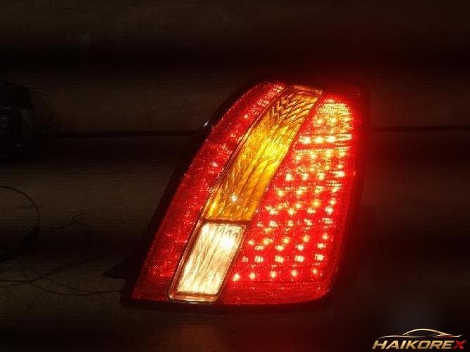 Kia Opirus 2006 — фонарь задний правый наружный 92402-3F500