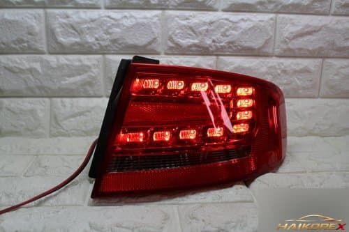 Фонарь задний LED правый наружный Audi A4 B8