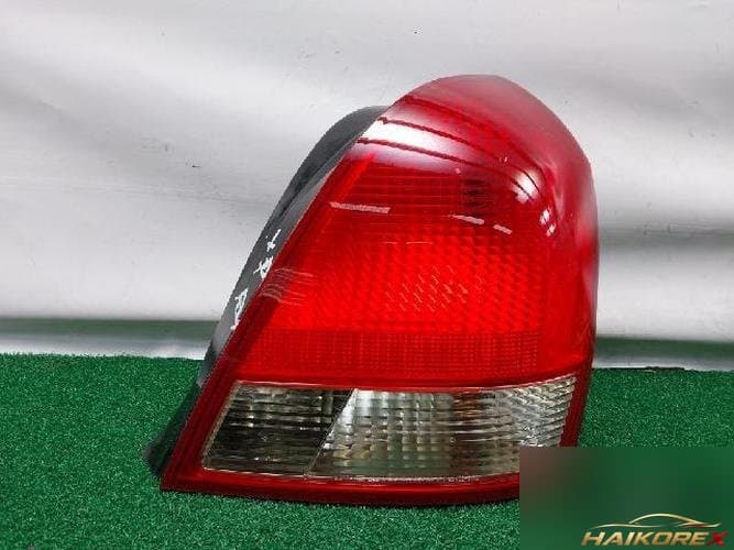 Hyundai Avante 2002 — фонарь задний внешний правый