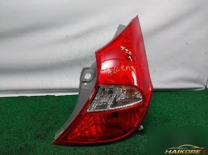 Hyundai Accent 2013 — фонарь задний правый (в сборе)