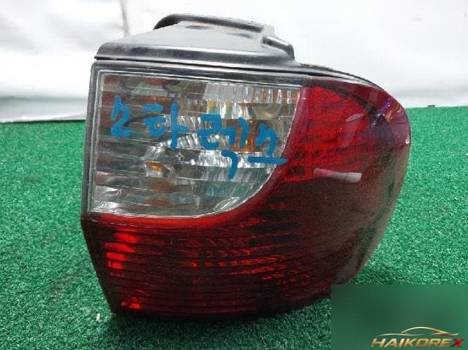 Hyundai Grandstarex 2007 — фонарь задний комбинированный правый (92402-4A5)