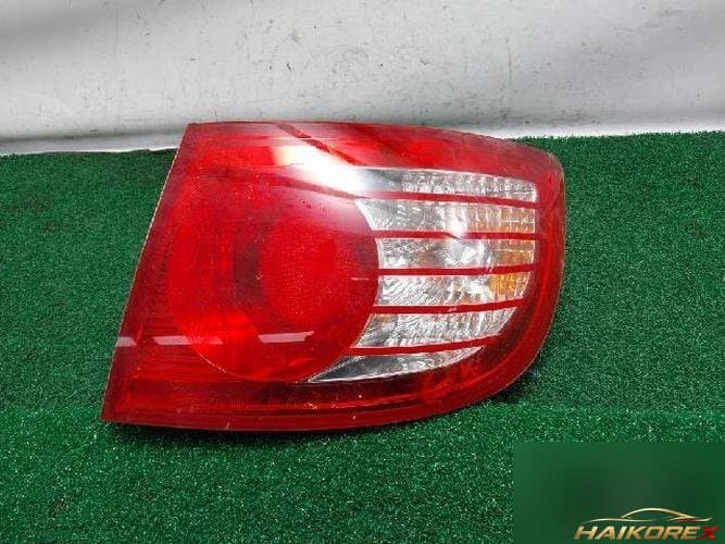 Hyundai Avante 2006 — фонарь задний комбинированный правый (пассажирский)