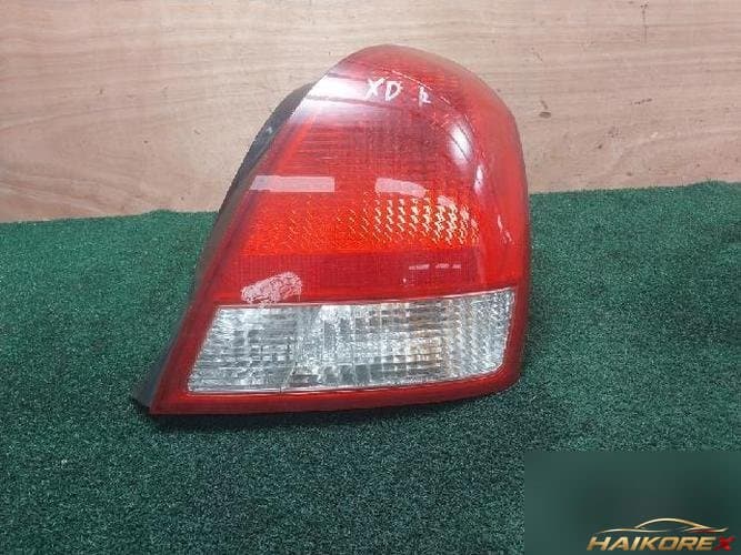 Hyundai Avante 2001 — комбинированный фонарь задний правый 92402-2D0 3