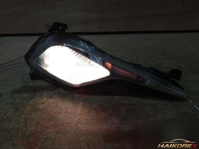 Hyundai Sonata 2012 — противотуманная фара правая 92202-3S210